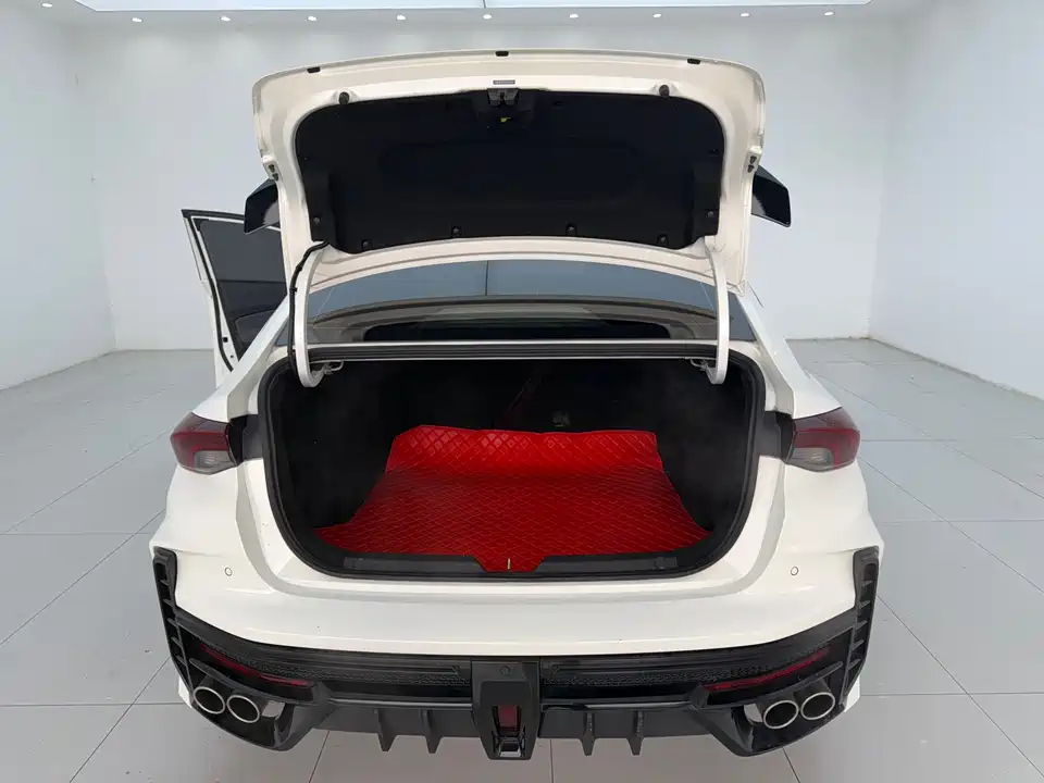 Trumpchi Shadow Leopard