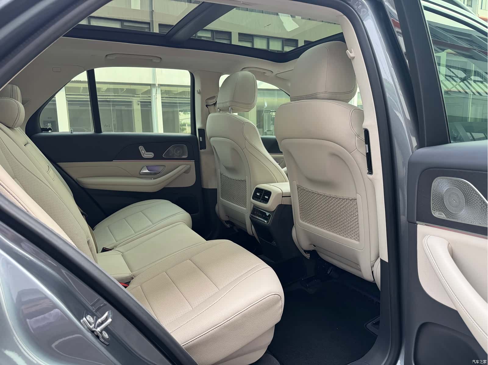 Mercedes-Benz GLE, 2019 11