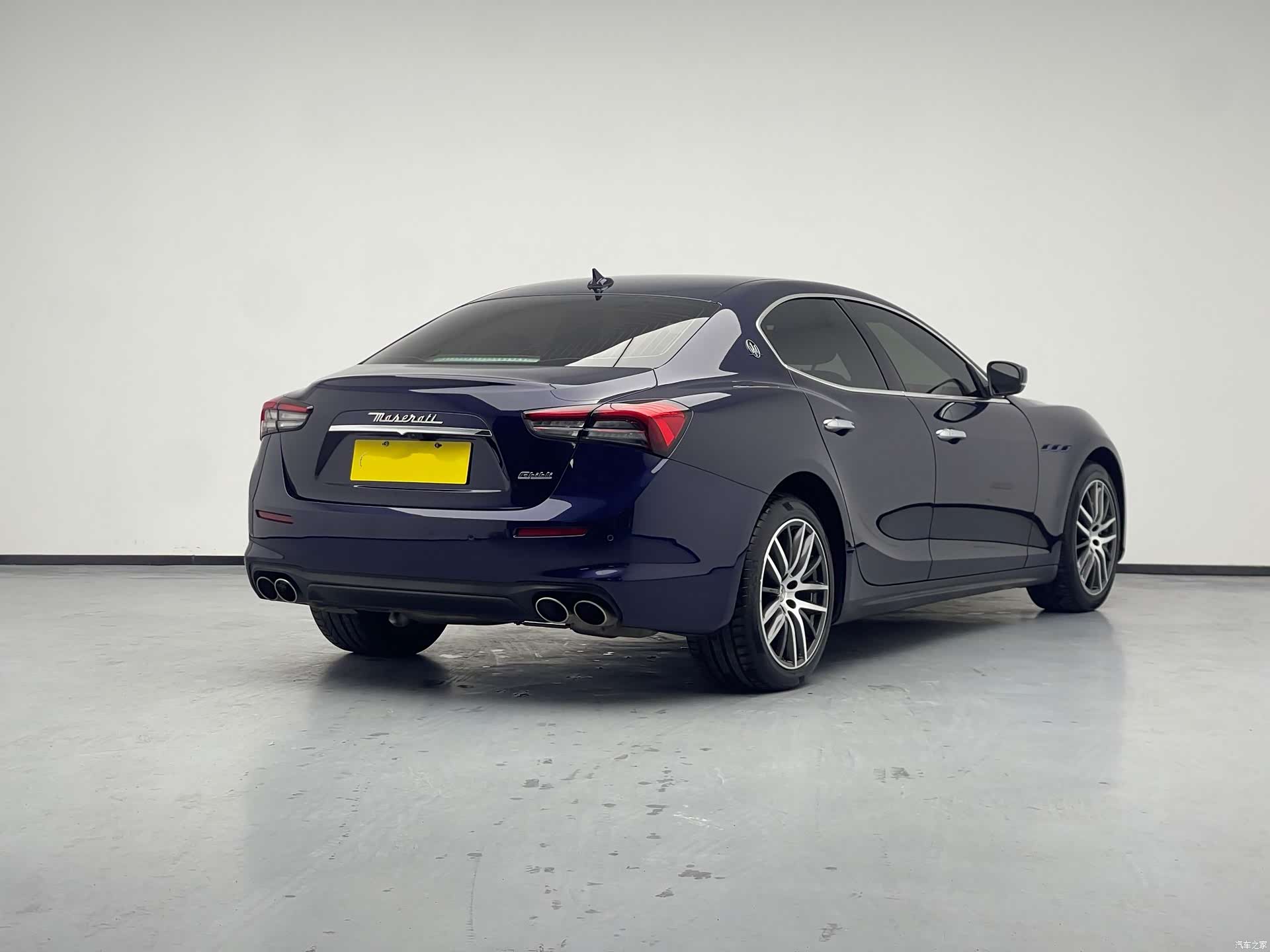 Maserati Ghibli, 2021 4