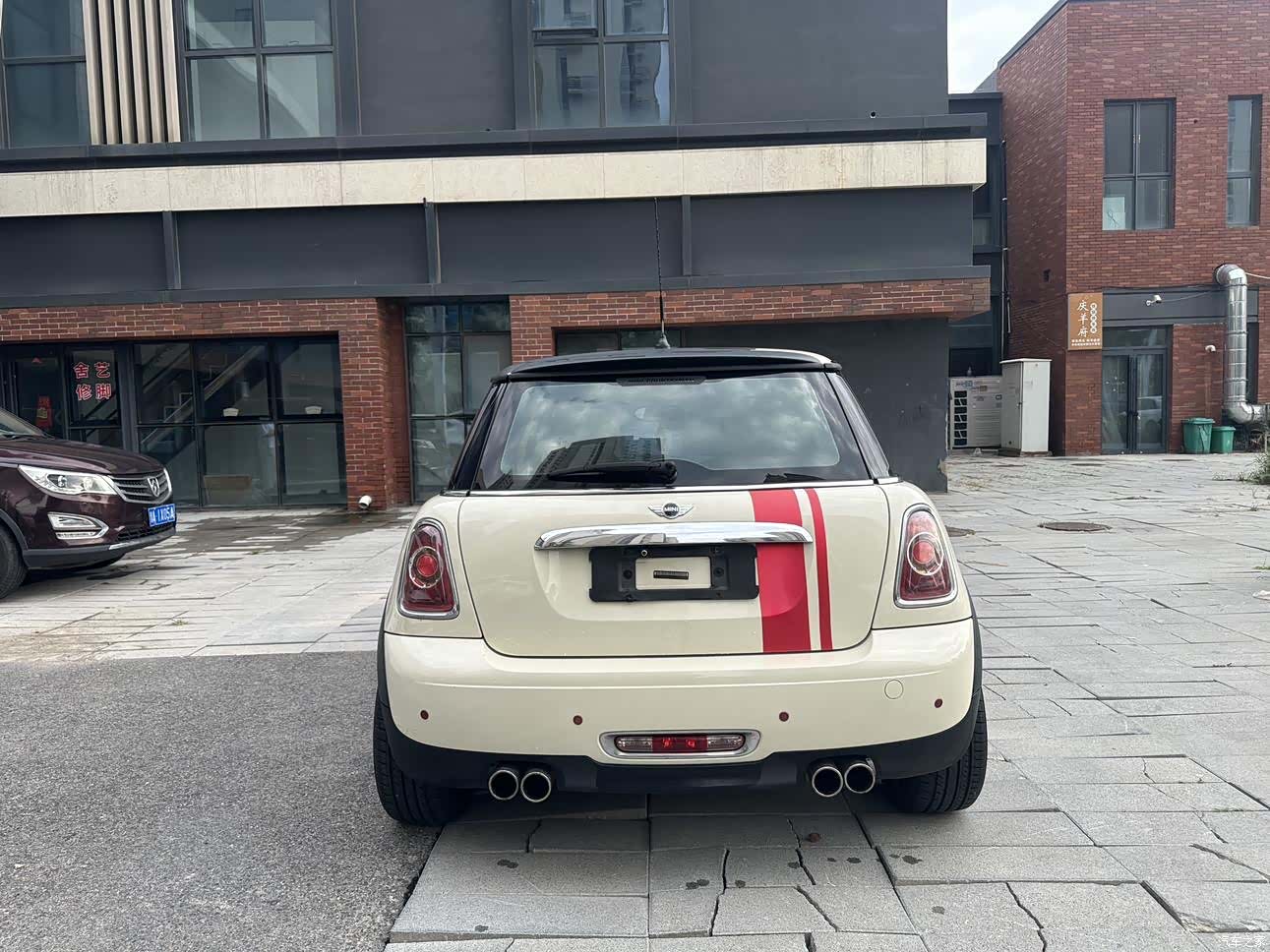 Mini Cooper, 2012 7