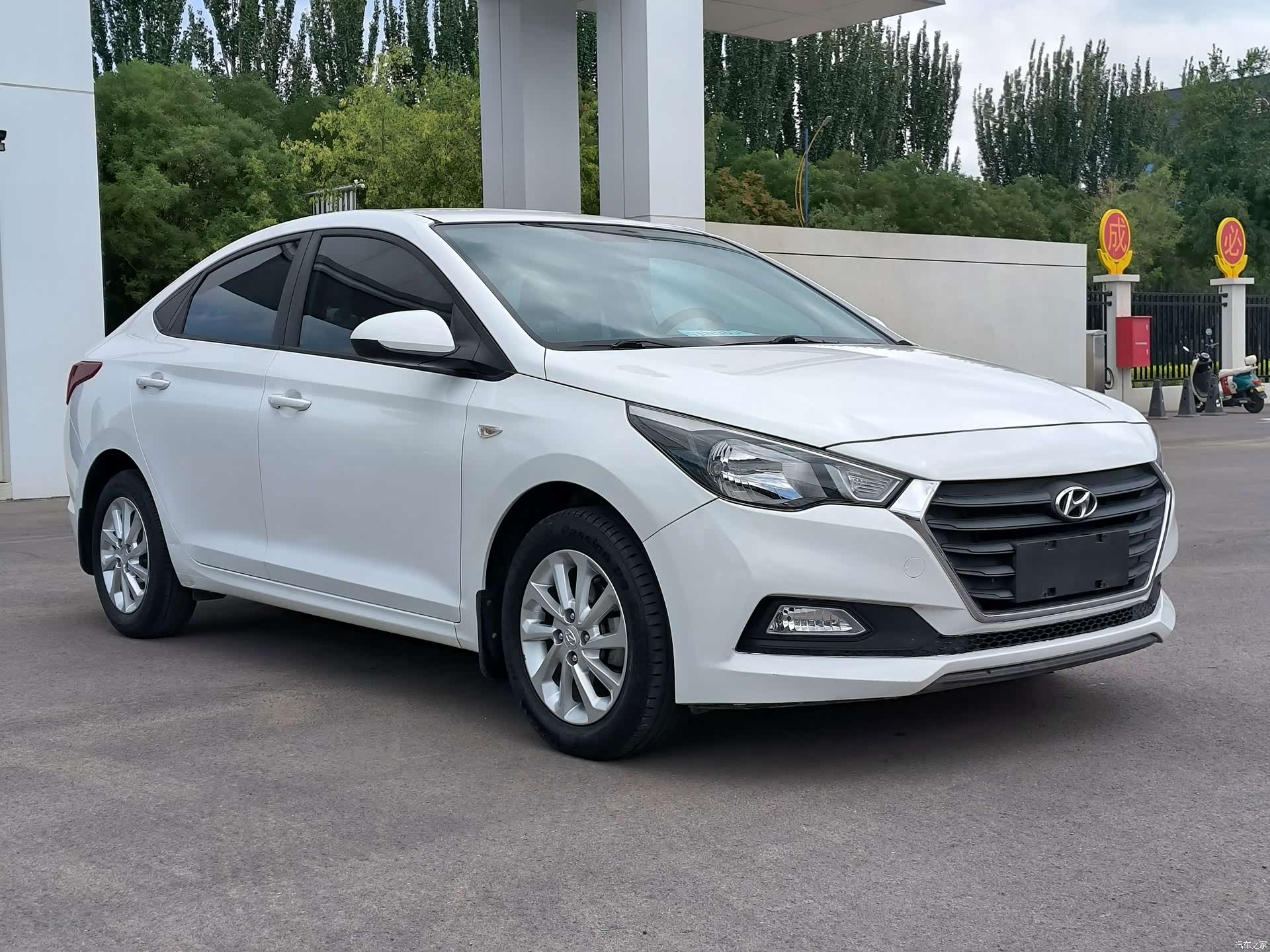 Hyundai GLS, 2017 3