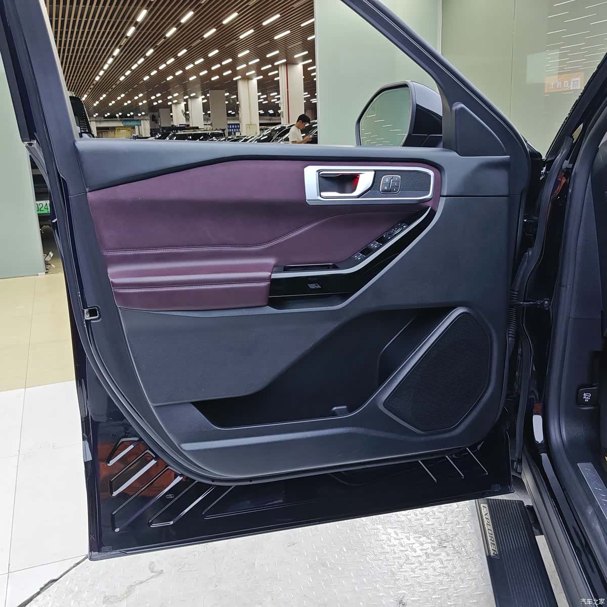 Ford Explorer, 2022 13