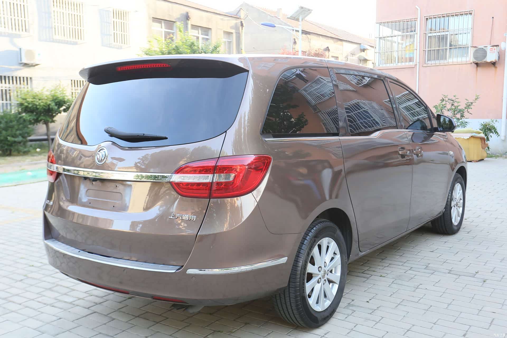 Buick GL8, 2019 7