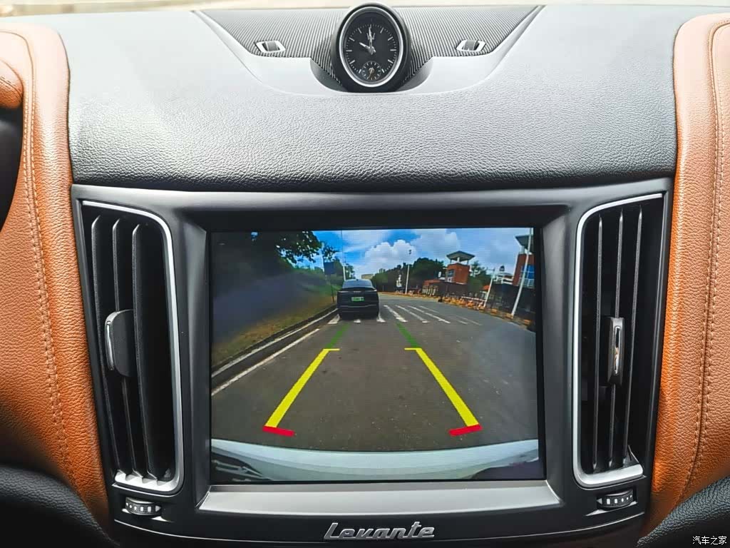 Maserati Levante, 2016 14