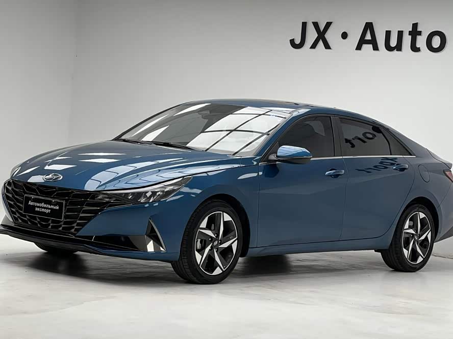 Hyundai Elantra 2022 1.5L CVT LUX Luxury
