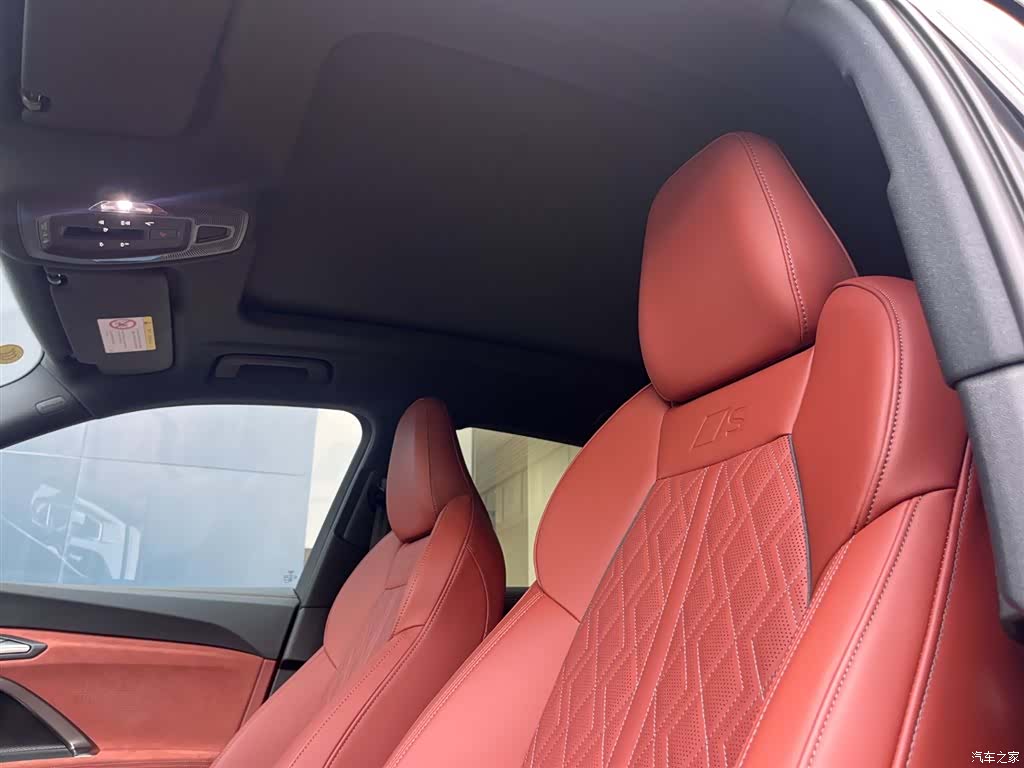 Audi Q5L, 2026 13