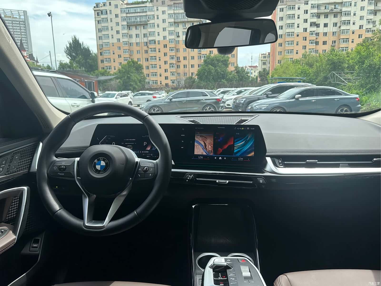 BMW X1, 2023 все фото