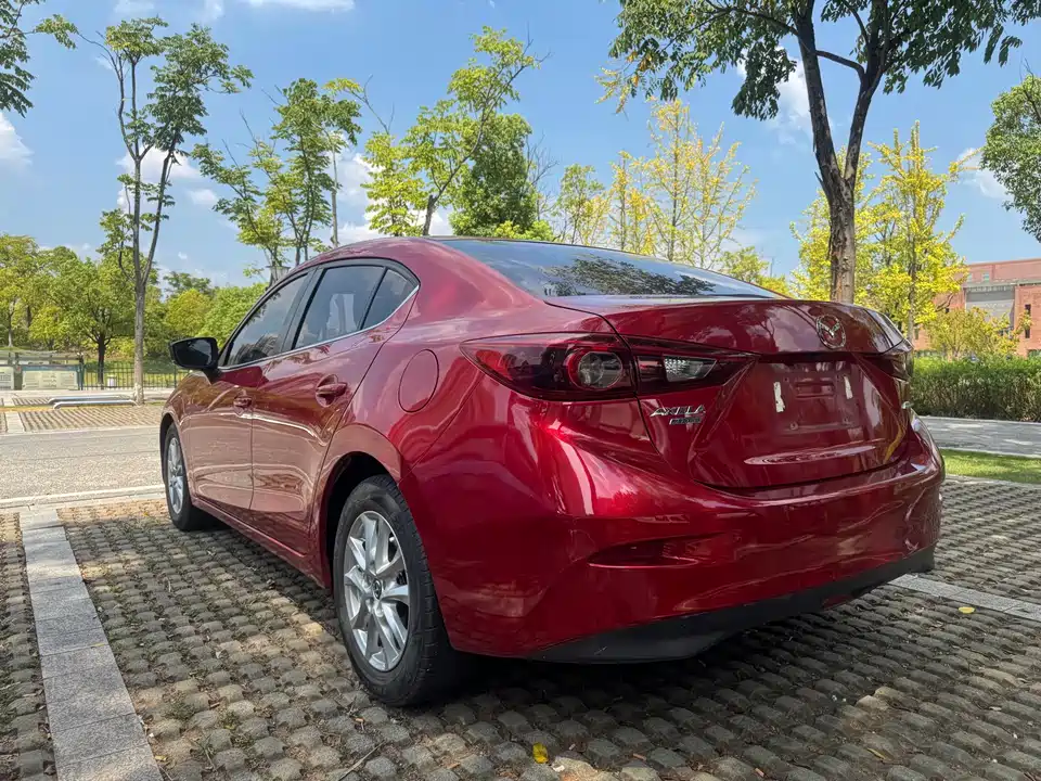 Mazda 3 Angkesaila