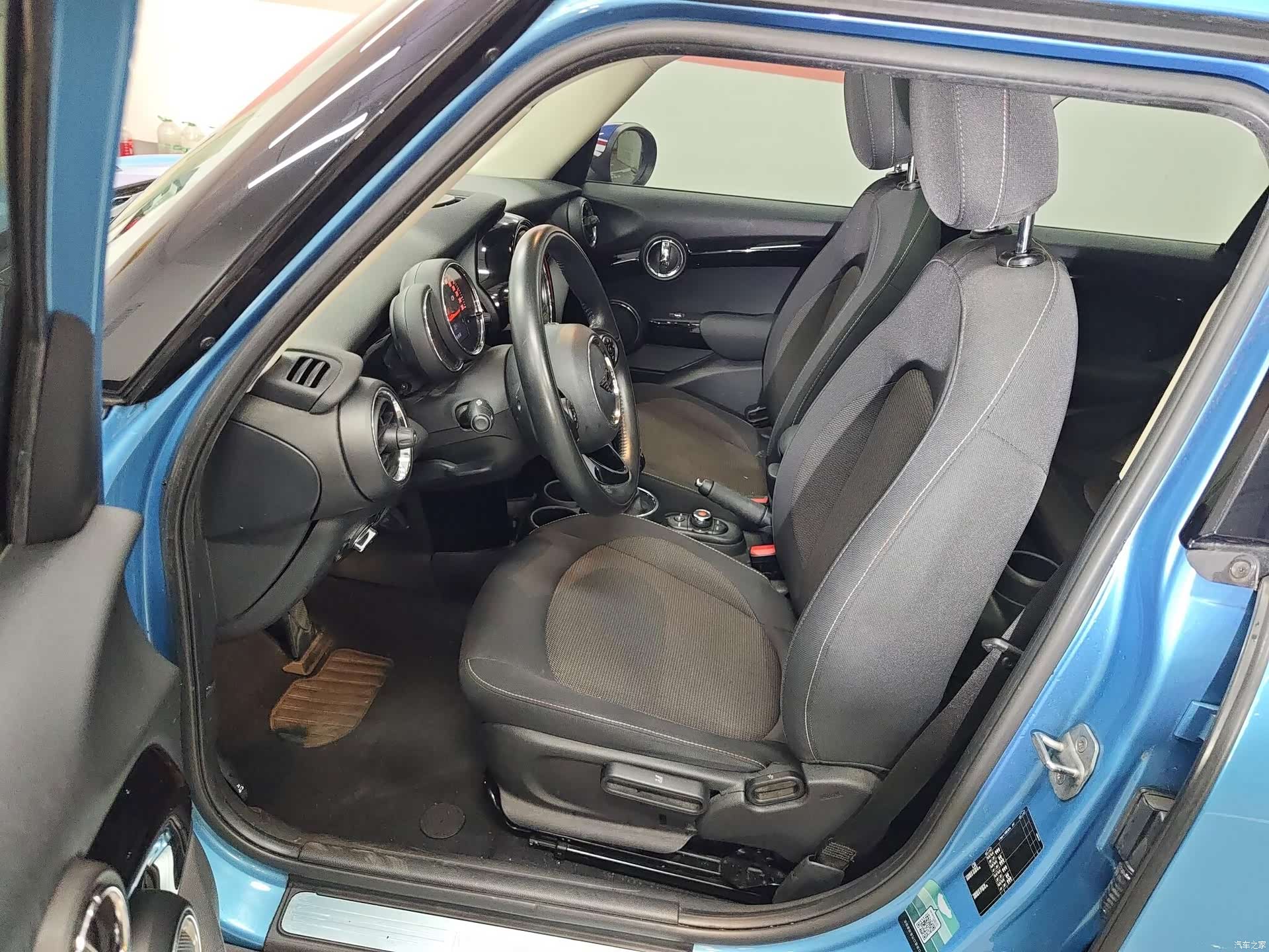 Mini ONE, 2019 9