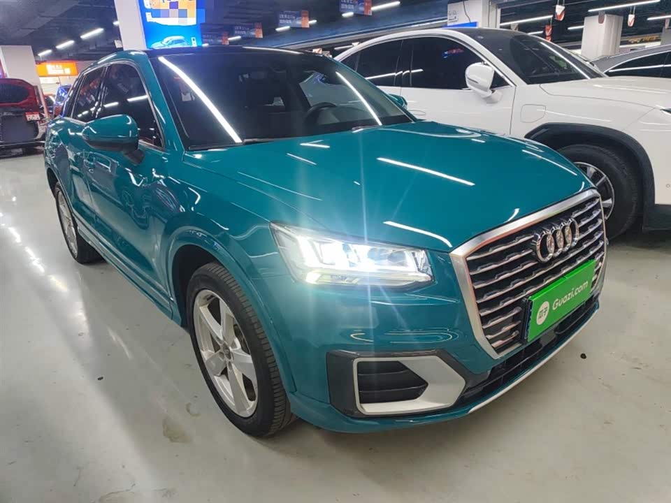 Audi Q2L