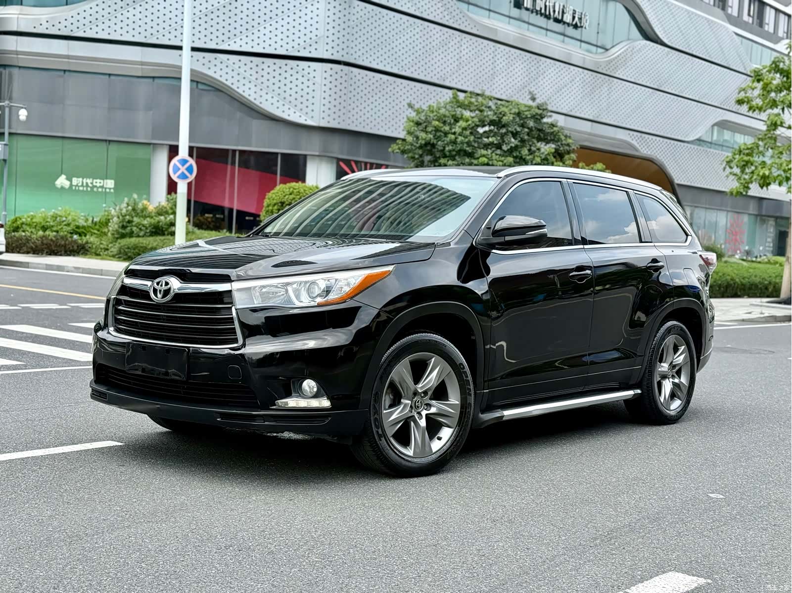 Toyota Highlander, 2016 1