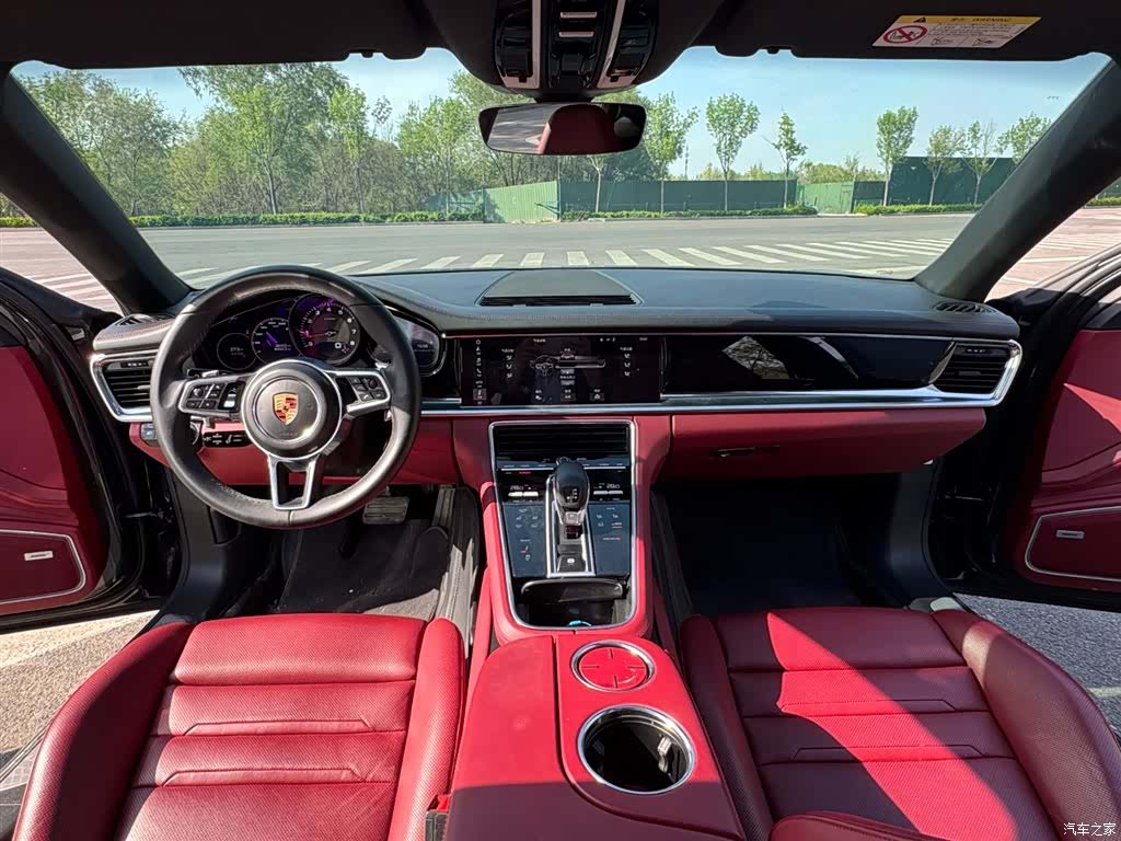 Porsche Panamera, 2018 10
