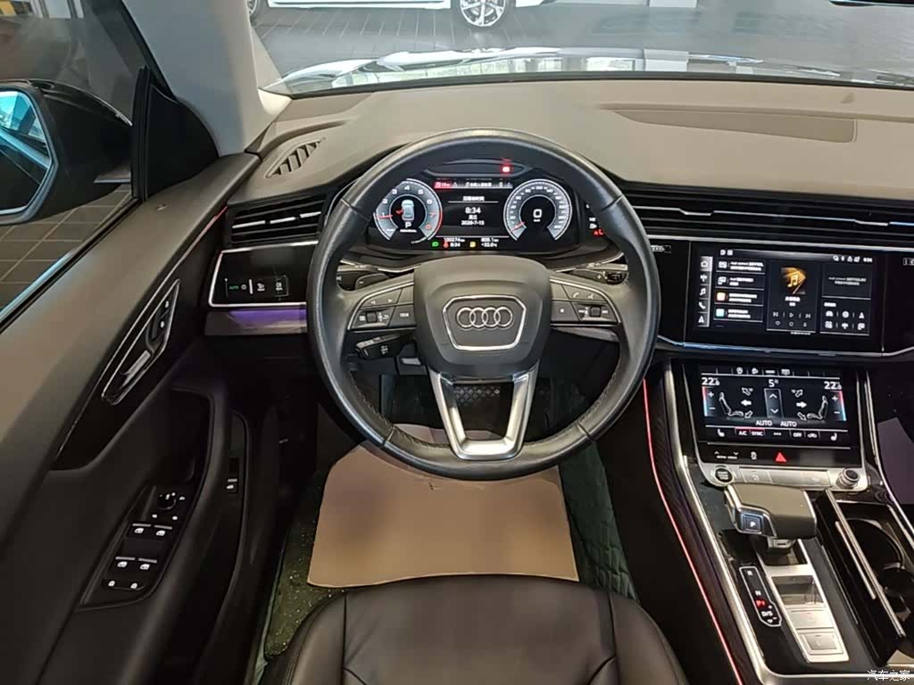 Audi Q8, 2021 11