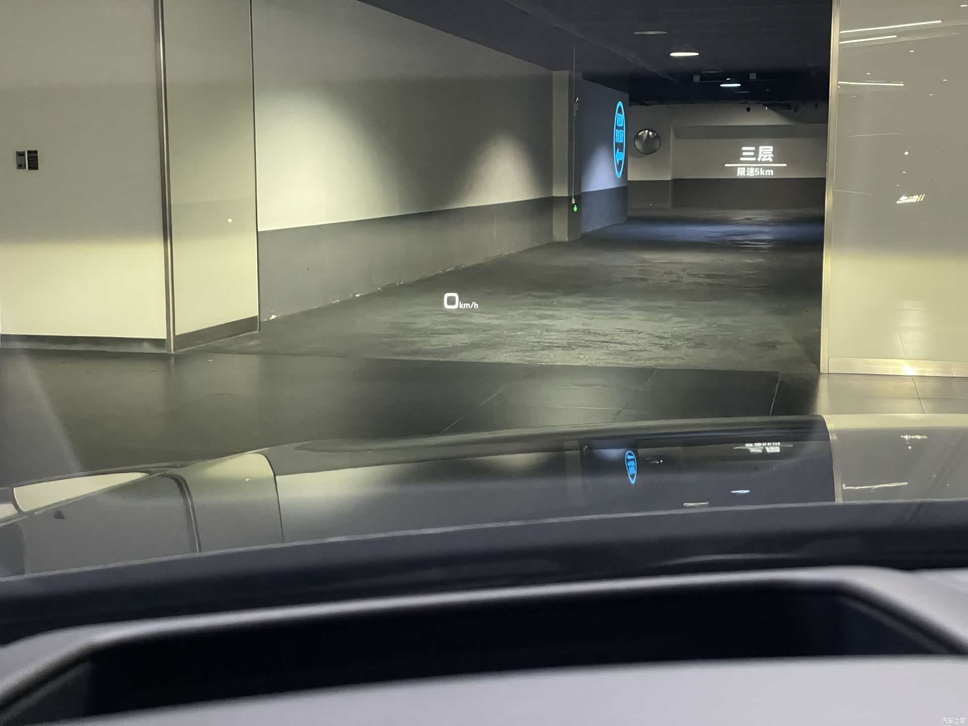 Audi Q8, 2022 14