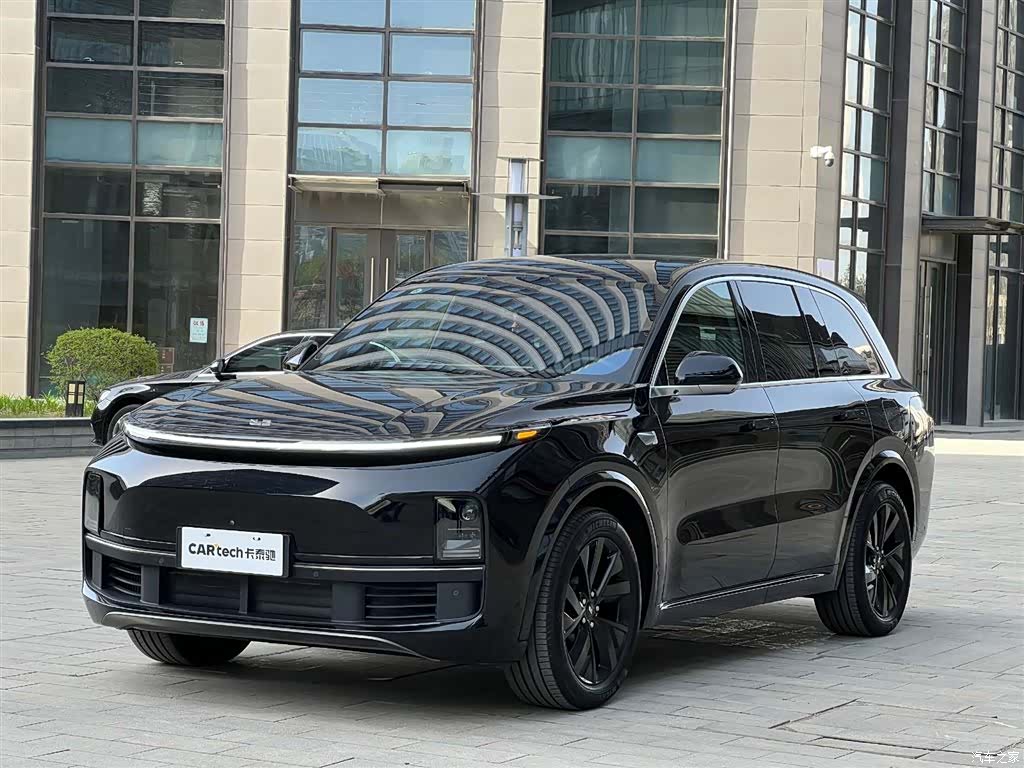Li Auto L8