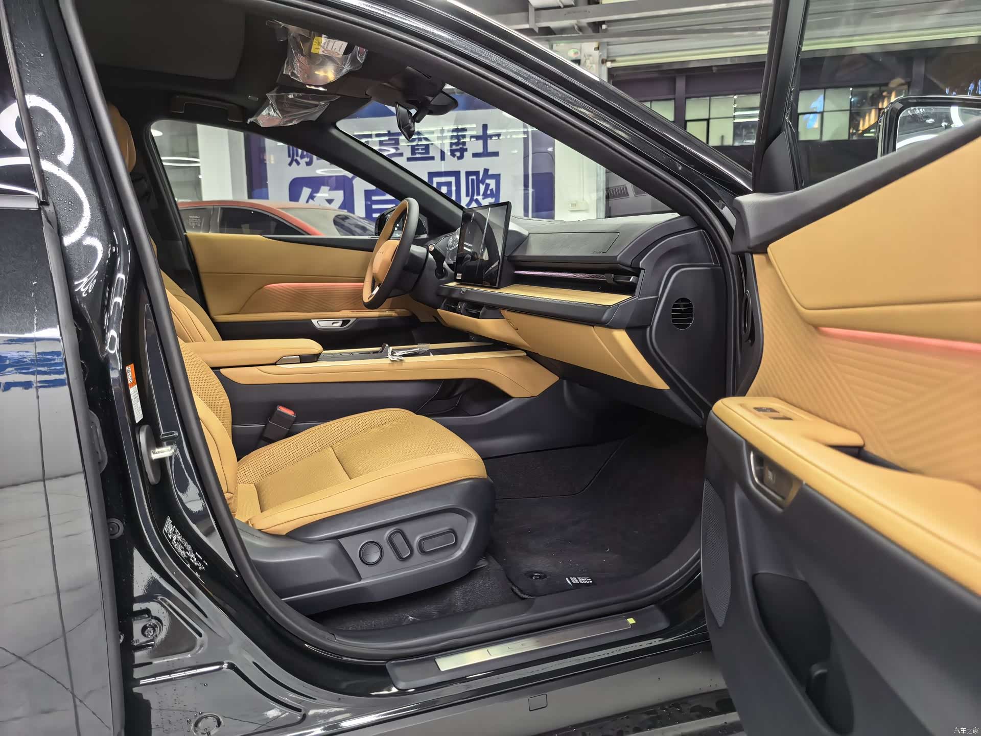 Lexus ES, 2026 11