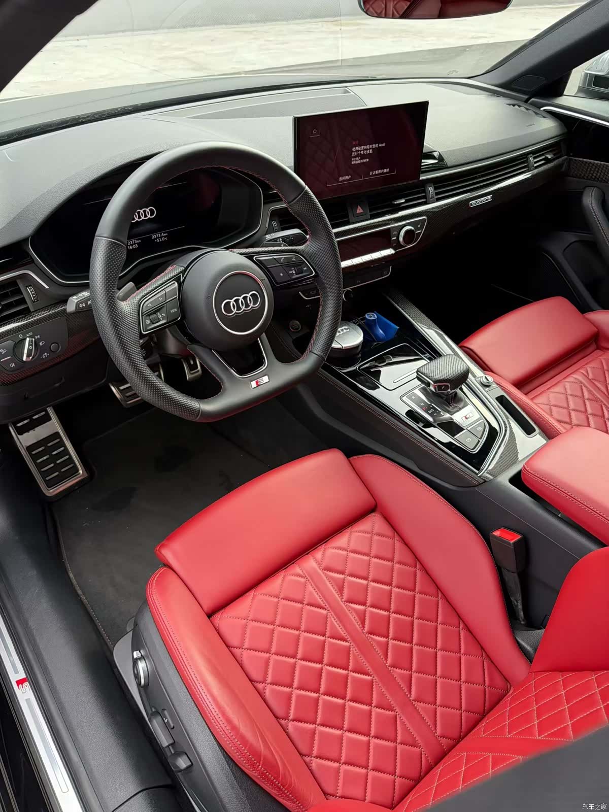 Audi S4, 2025 все фото