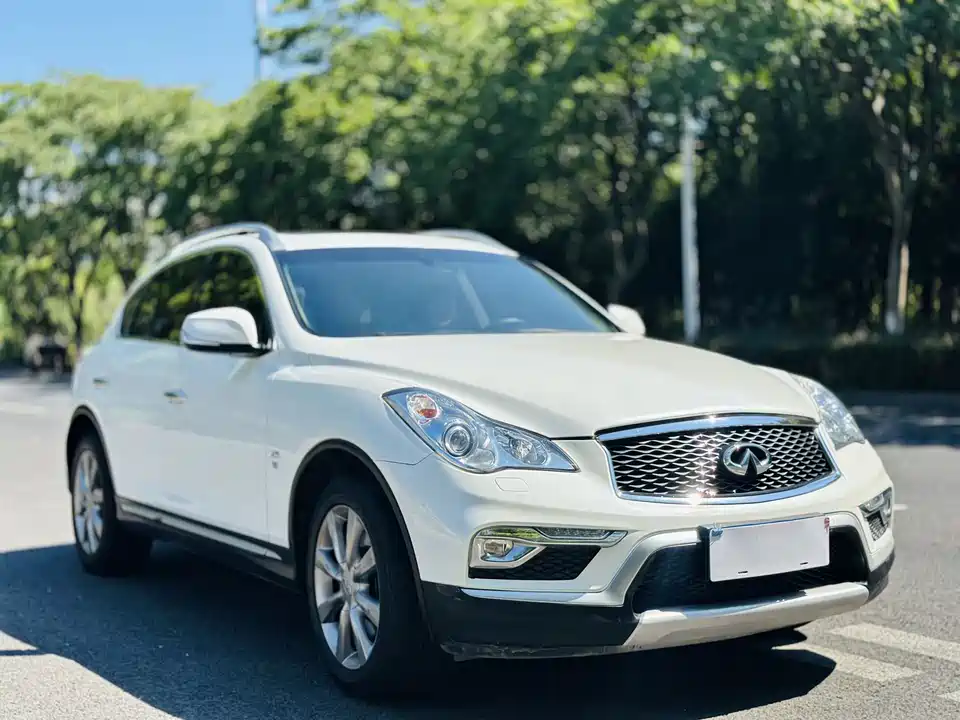 Infiniti QX50
