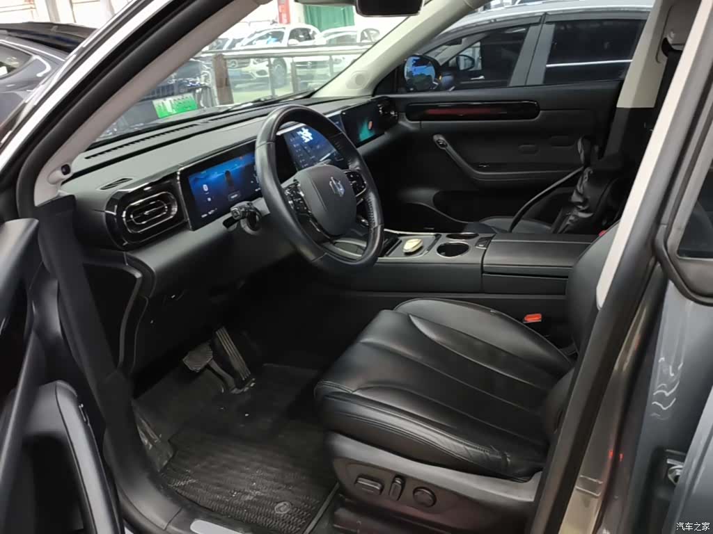 Leapmotor C11, 2022 11