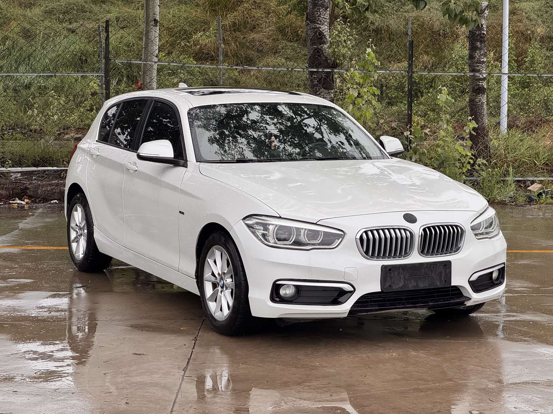 BMW 1 Series, 2016 все фото