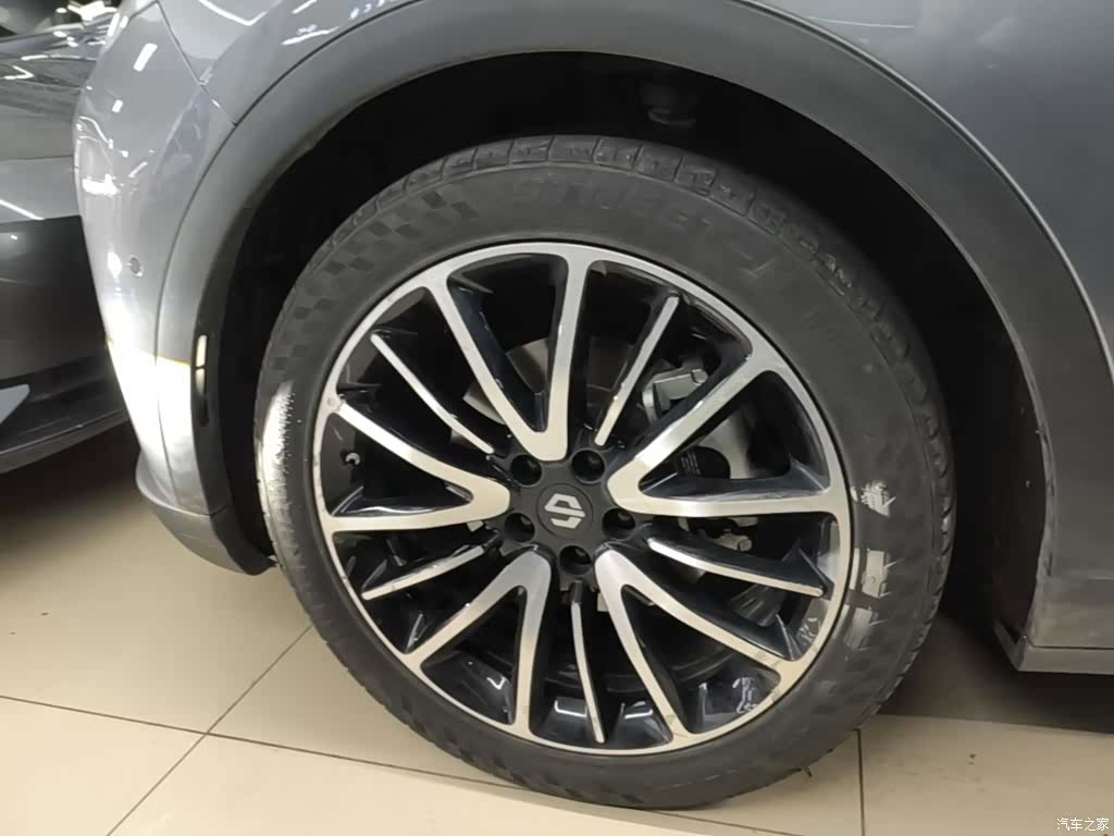 Leapmotor C11, 2022 25