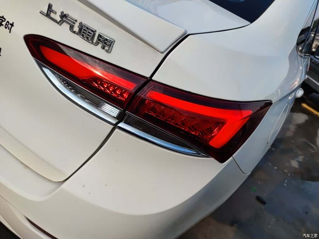 Buick V, 2019 8