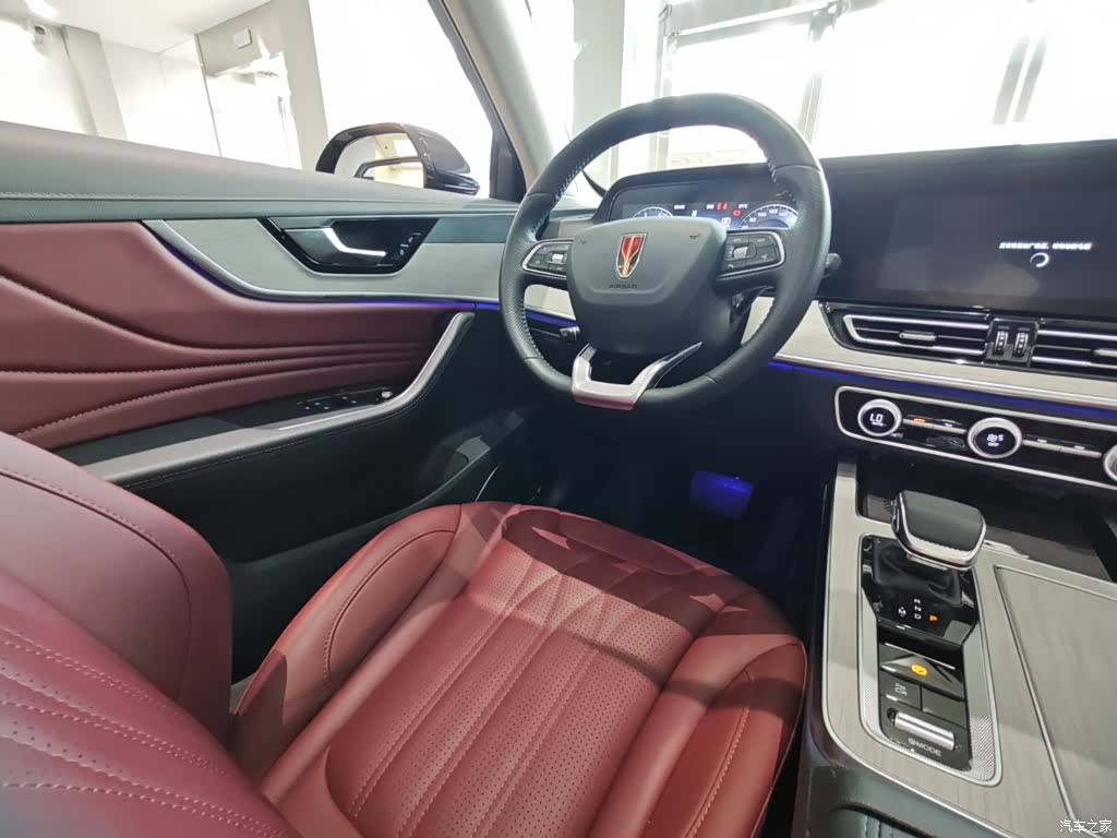 Hongqi HS5, 2024 4