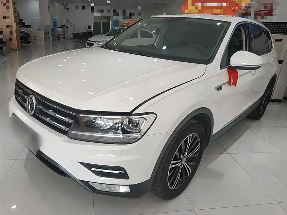 Volkswagen Tiguan L