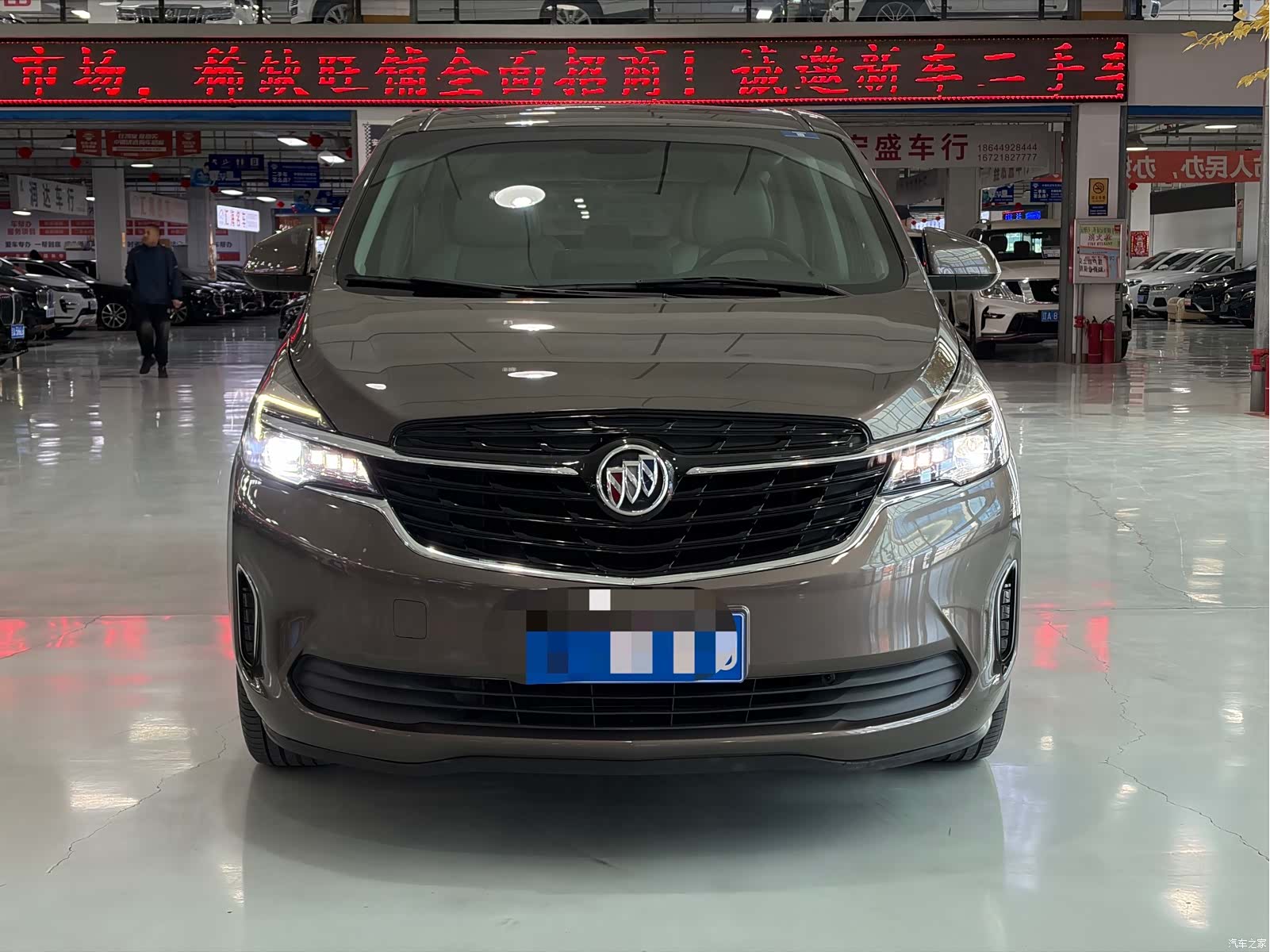 Buick GL8, 2022 2