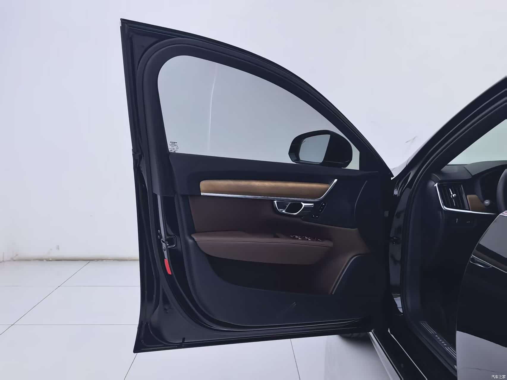Volvo S90, 2021 24