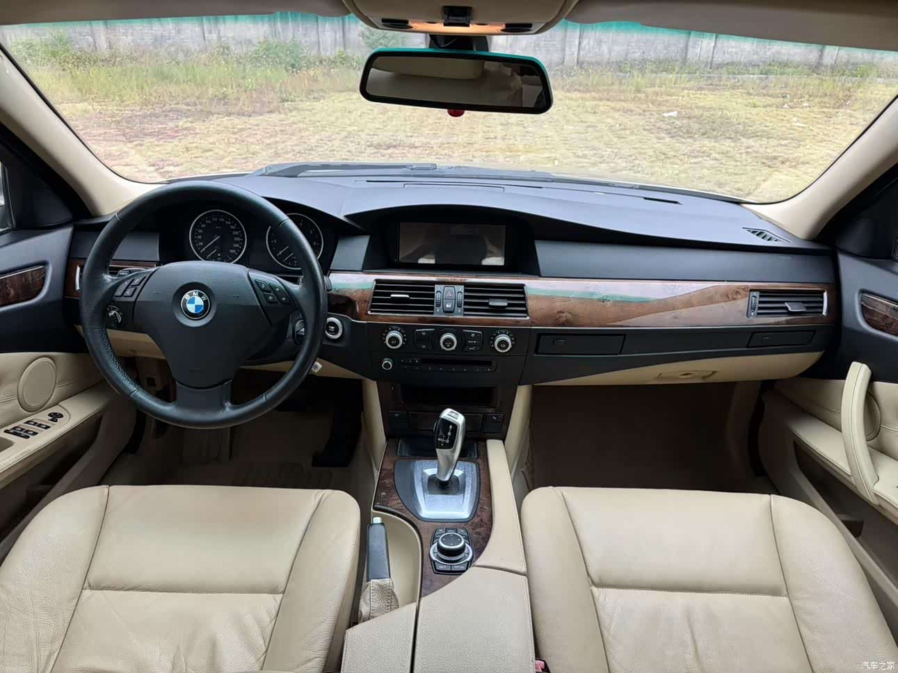 BMW 5 Series, 2010 все фото