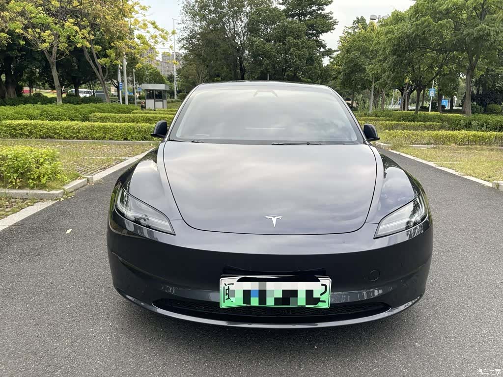Tesla Model 3, 2024 2