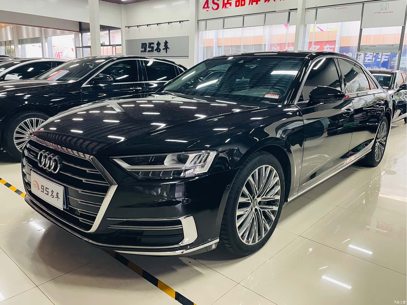 Audi A8L, 2020 1