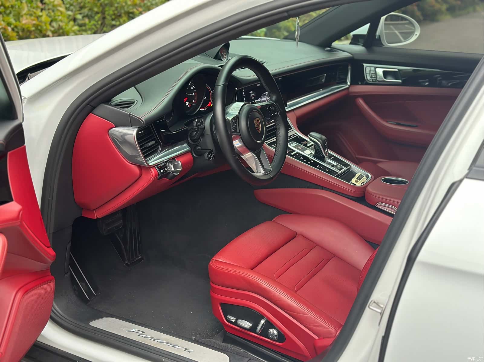 Porsche Panamera, 2020 11