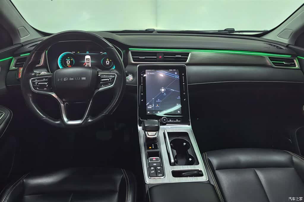Roewe RX5, 2021 12