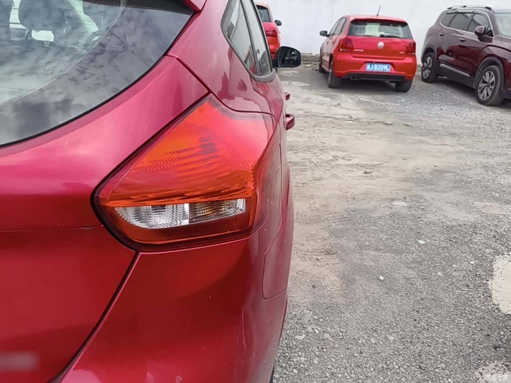 Ford Focus, 2015 24