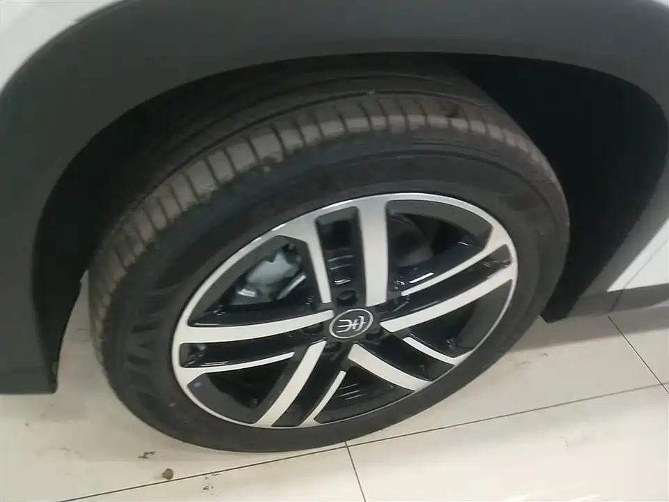 BYD Song L DM-i