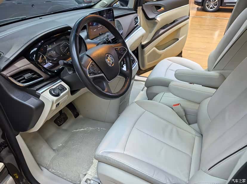Buick GL8, 2020 4