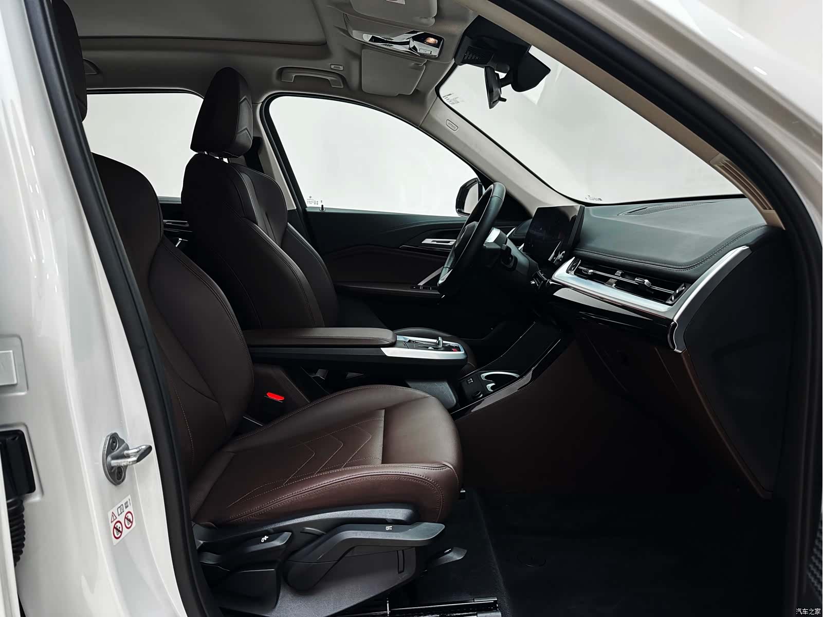 BMW X1, 2023 16