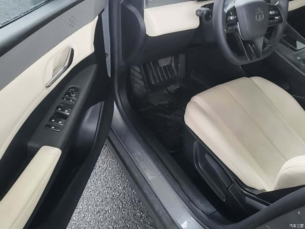 BYD Qin, 2025 16