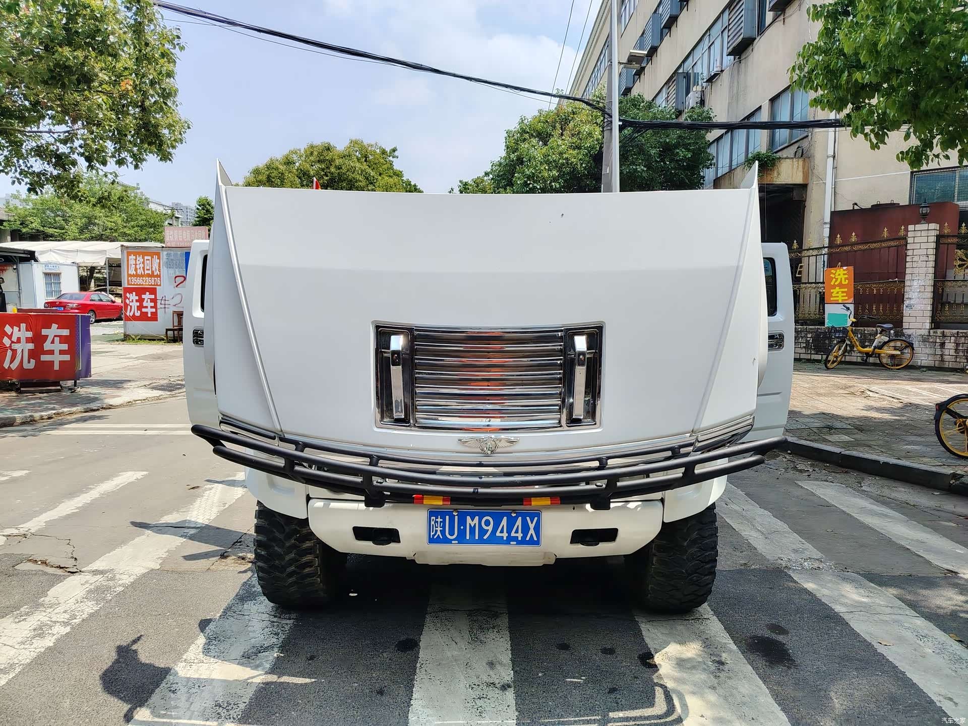 Hummer H6, 2004 17