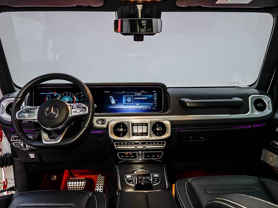 Mercedes-Benz G-class