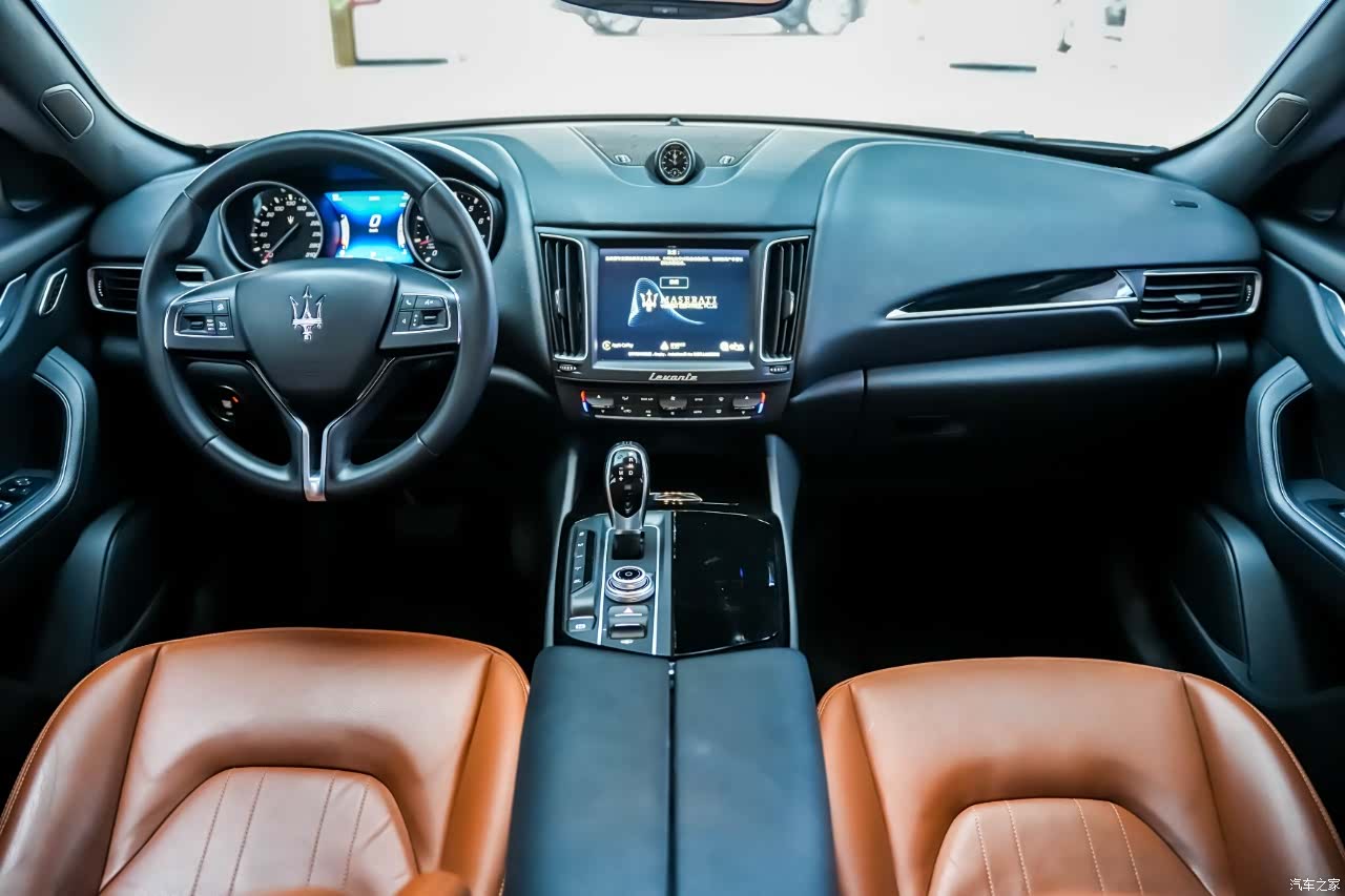 Maserati Levante, 2018 8