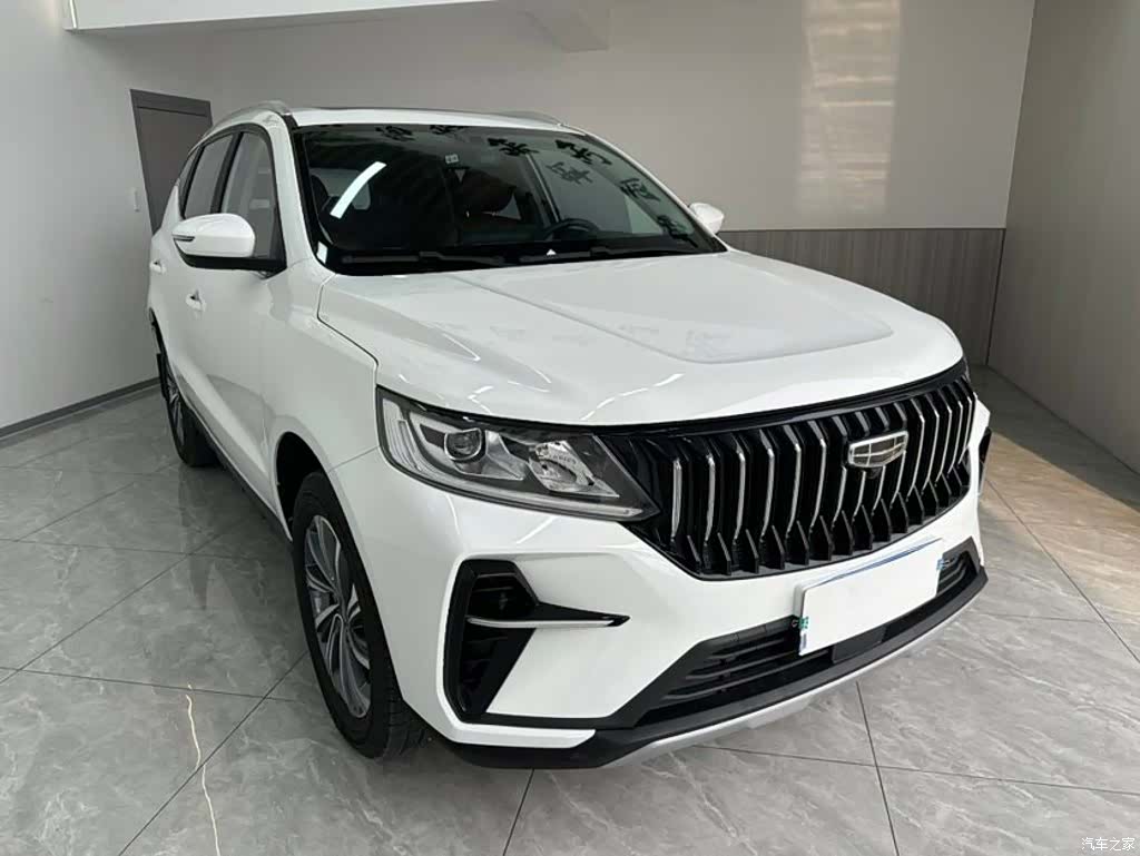 Geely X6, 2022 3