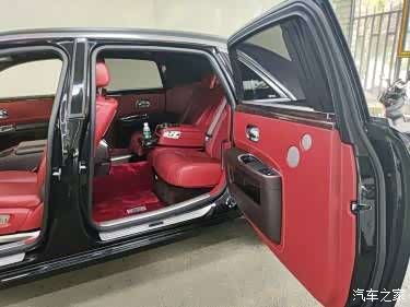 Rolls-Royce Ghost, 2018 6