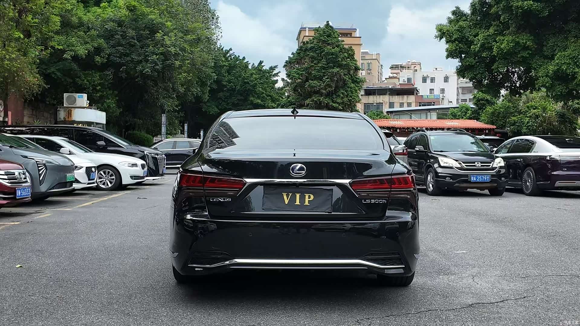 Lexus LS, 2022 13