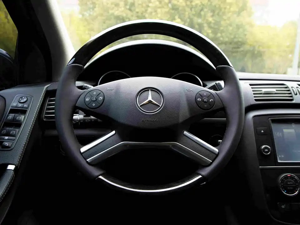 Mercedes-Benz R-class