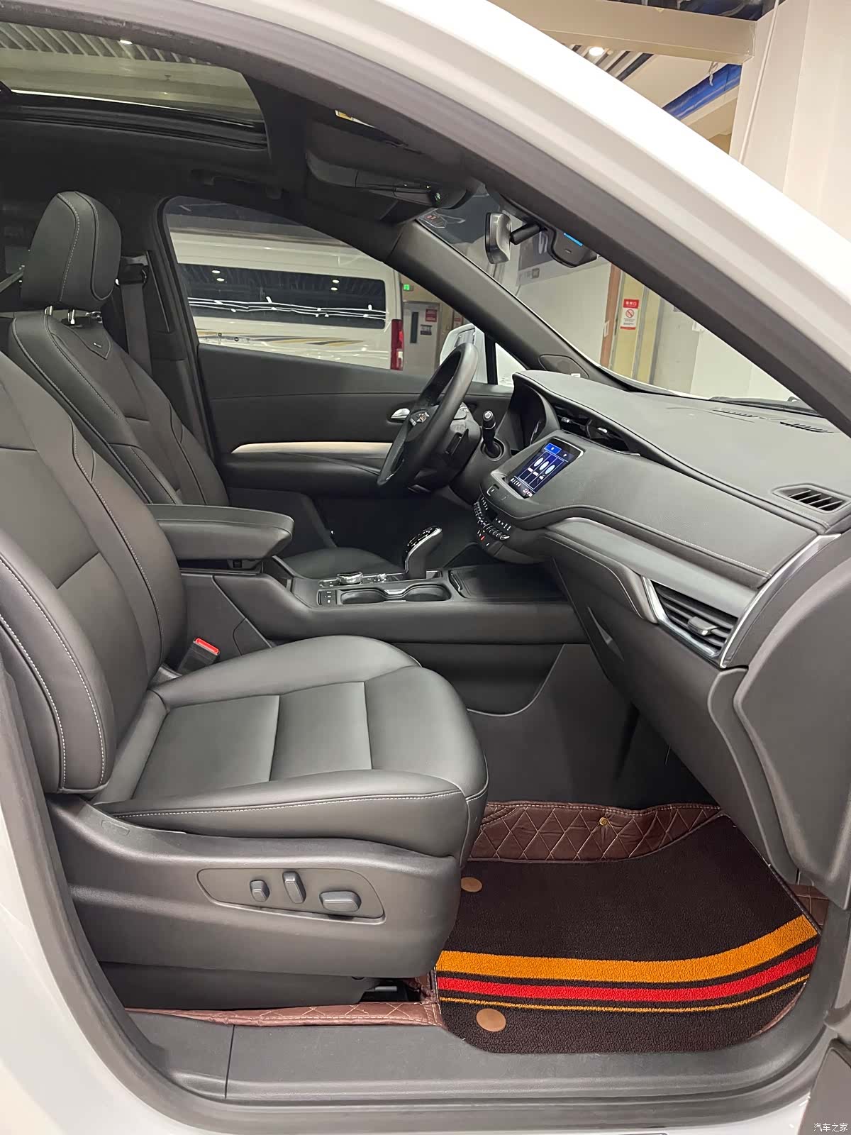 Cadillac XT4, 2021 9