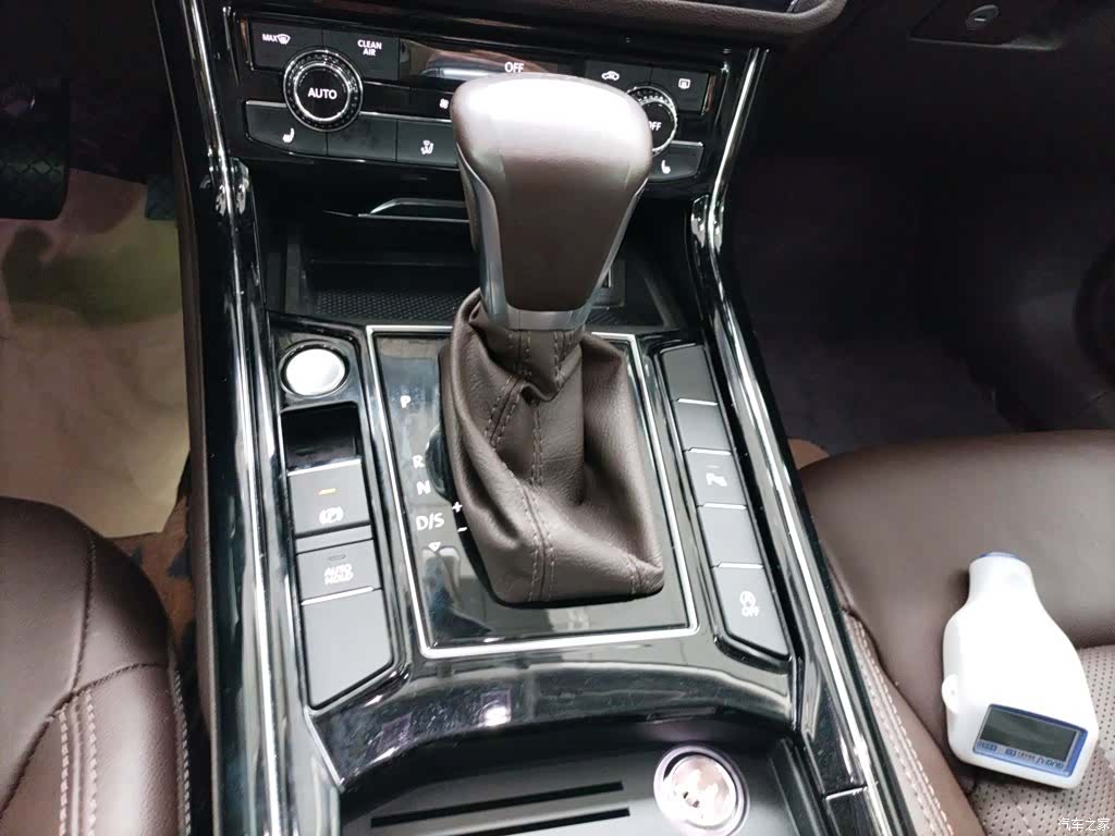 Volkswagen Phideon, 2023 10