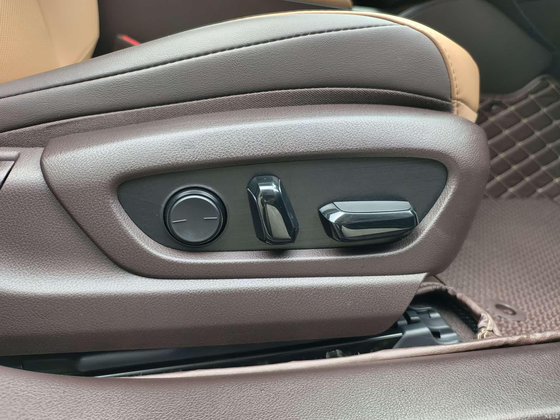 Lexus ES, 2019 23